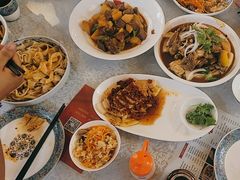 -汗腾格里·风味餐厅(新疆驻京办店)
