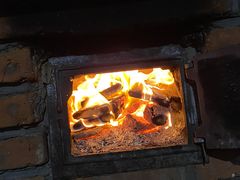 -鱼窝棚柴火铁锅炖(富山屯店)