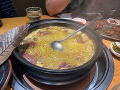 -一朵菌·野生菌探索家火锅(南亚店)