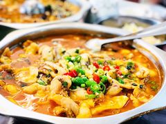 -何哥鲜鱼餐厅(龙湖花园店)