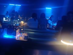 -简奥斯汀·赫本酒吧