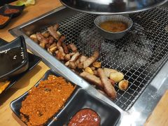 -肉甲韩国木炭烤肉(新壹街1店)