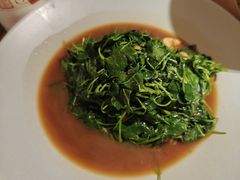 金花菜蚌肉-蜜桃餐厅·伴山(海岸城店)