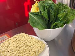 -胡须佬鸡煲四季火锅店(石厦西村直营店)