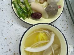 -墨脱石锅椰子鸡•海鲜糟粕醋(榆亚路店)