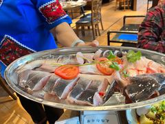 -阿婉贵州苗家酸汤鱼(梅林店)