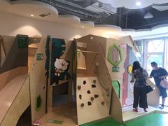 -乐融婴幼儿成长中心(四季青校区)