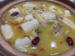-港迹·鲜围煮海鲜火锅(湖州时代广场店)