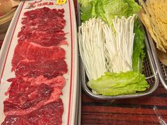 -沙胆彪炭炉牛杂煲(上海日月光广场店)