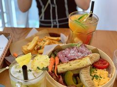 -CHILLAX轻乐时(侨建·Hi City店)