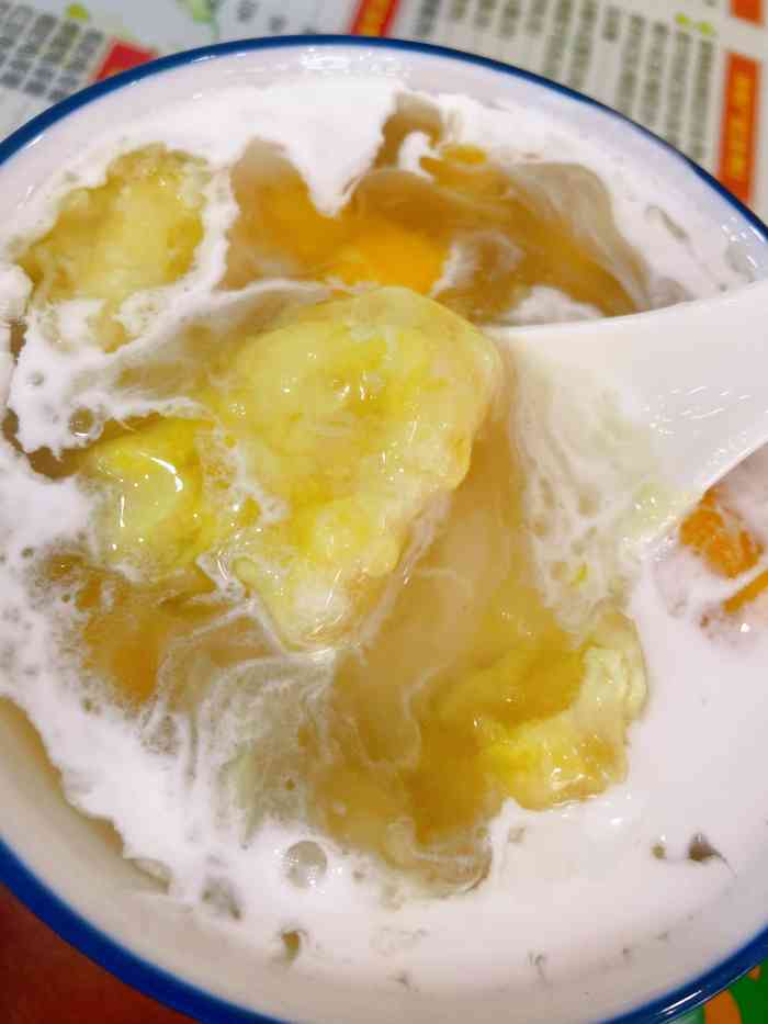 兰芳园榴莲糖水(惠福西店)-"[薄荷]环境:一家路边小店,去的时候是.