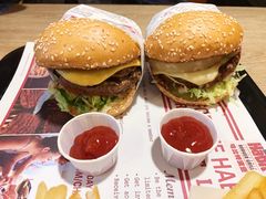火烤双层牛肉特堡-The Habit Burger Grill 哈比特汉堡(复兴soho店)