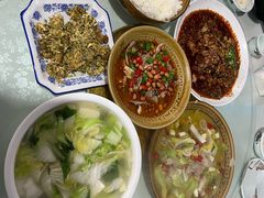 -荥清饭店