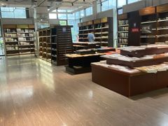 -新华书店(新街口旗舰店)