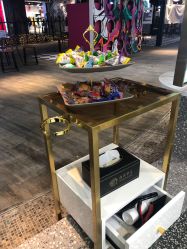 -尚羽华东接发美发店