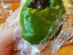 芝麻青团-许阿姨糕团店(南京总店)