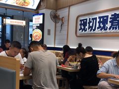 -粉小主·贵州酸汤牛肉粉(南京仙林金鹰店)