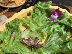 -老牌坊云南鱼豆花火锅(爱建店)