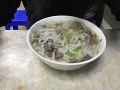 -华威达牛庄(黄埔大道西店)