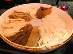 -哥老官重庆美蛙鱼头(宝山龙湖店)