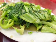 蒜蓉爆炒水东芥菜-正宗高流河饭店原创风姜鸡