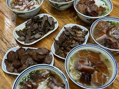 -香辉食馆(新兴路店)