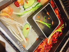 -洞子口重庆鲜货火锅(楚翘城旗舰店)