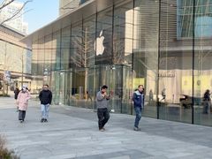 -Apple零售店(华贸购物中心店)