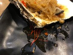 大生蚝-何师烧烤Pro ·江湖川菜·小龙虾·精酿(太古里旗舰店)