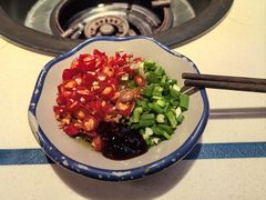 -爱你您·自家鱼塘·活水喷泉鱼火锅(八里店)