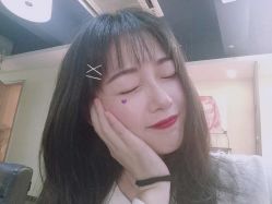 -苑苑发型设计