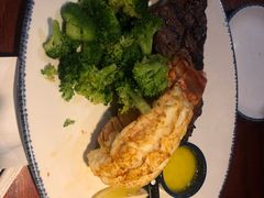 龙虾牛排拼盘-RED LOBSTER(多伦多DT店)