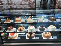 面包甜点陈列柜-CARINO BAKERY&CAFE(南方商城店)