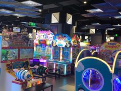 -反斗乐园π·电玩·高空拓展·蹦床(龙华天虹店)