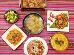 -香巴拉云南餐厅(华莱坞店)