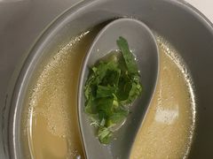 -洪氏嗨捞·广东猪肚鸡·椰子鸡火锅(西咸万象城店)