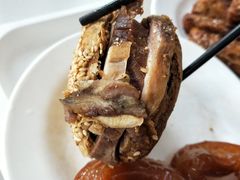 烧饼夹馍-老磁器口豆汁店(天坛店)