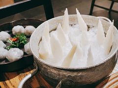 -尚尚仙·酸汤猪手·猪肚鸡火锅(华联万柳购物中心店)