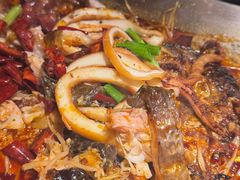 -鸣记脆皮烤鱼·海鲜烤鱼(亿合城店)
