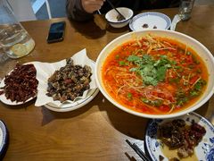 -邱金小炒·30 年盐帮江湖菜(自贡店)