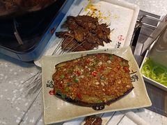-三毛烤羊腿(乐园路总店)