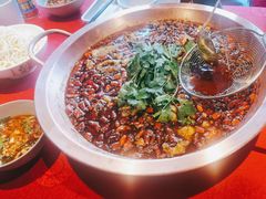 -龙巢盱眙龙虾·牛蛙·烧烤宵夜(八卦岭店)