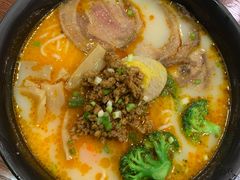 -陕味食族(西小口路店)