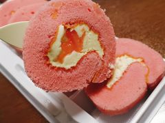 蜜桃牛乳卷-超港·蛋糕面包(包河万达店)