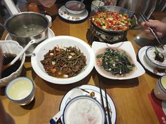 -邻家小馆(银都店)
