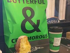 -BUTTERFUL&CREAMOROUS 黄油与面包(万象城店)