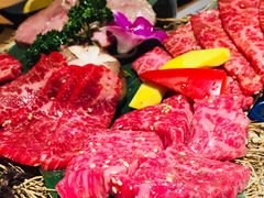 -炼火烤肉店