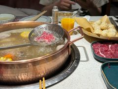 -牛村来人潮汕牛肉火锅(西单店)