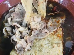 -六合夜市