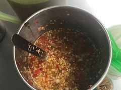 辣椒蒜酱-Kha Mu Charoensang(Silom)
